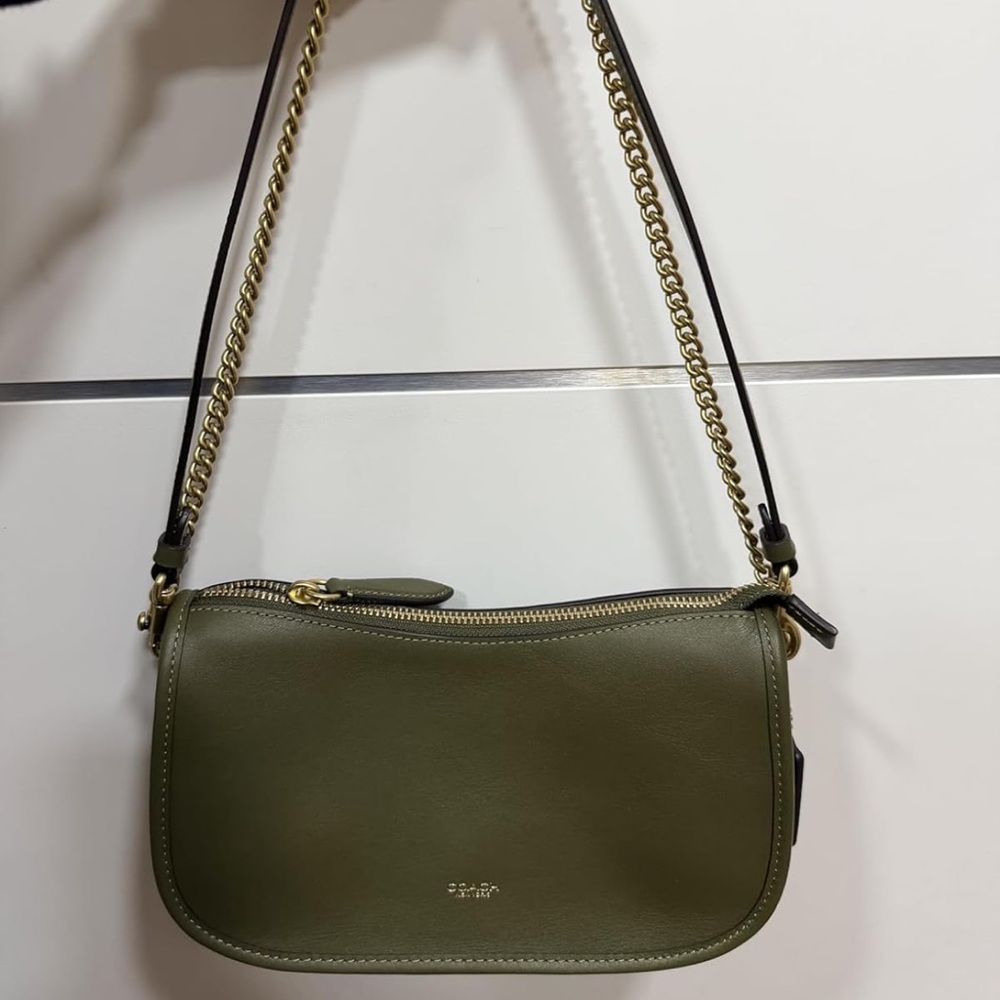 New Coach Sage Green Leather Shoulder Waverly Bag - Picture 8 of 8
